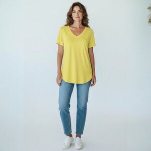 NWT Mono B  V-Neck T-Shirt Soft Stretch Short Sleeve Size S, M, L